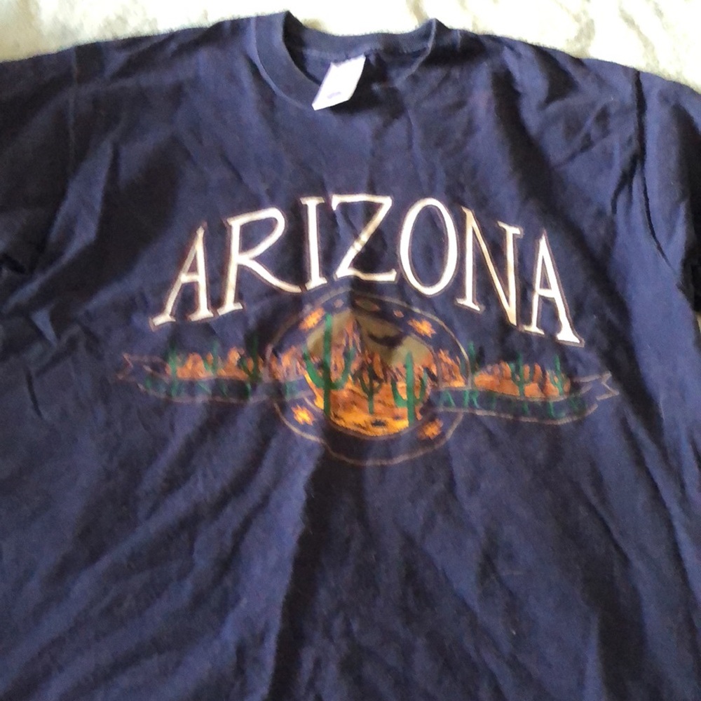Graphic tee shirt 👕 Arizona navy blue can be unisex